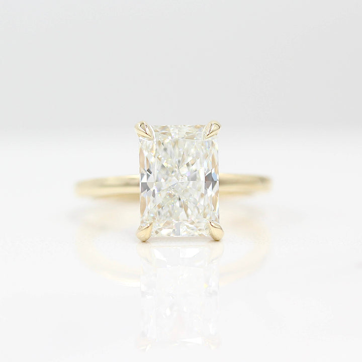 Engagement Ring Lab-Grown Diamond / 14k Yellow Gold / 3.75ct The Celeste Ring (Radiant) in Yellow Gold with 3.75ct Lab-Grown Diamond