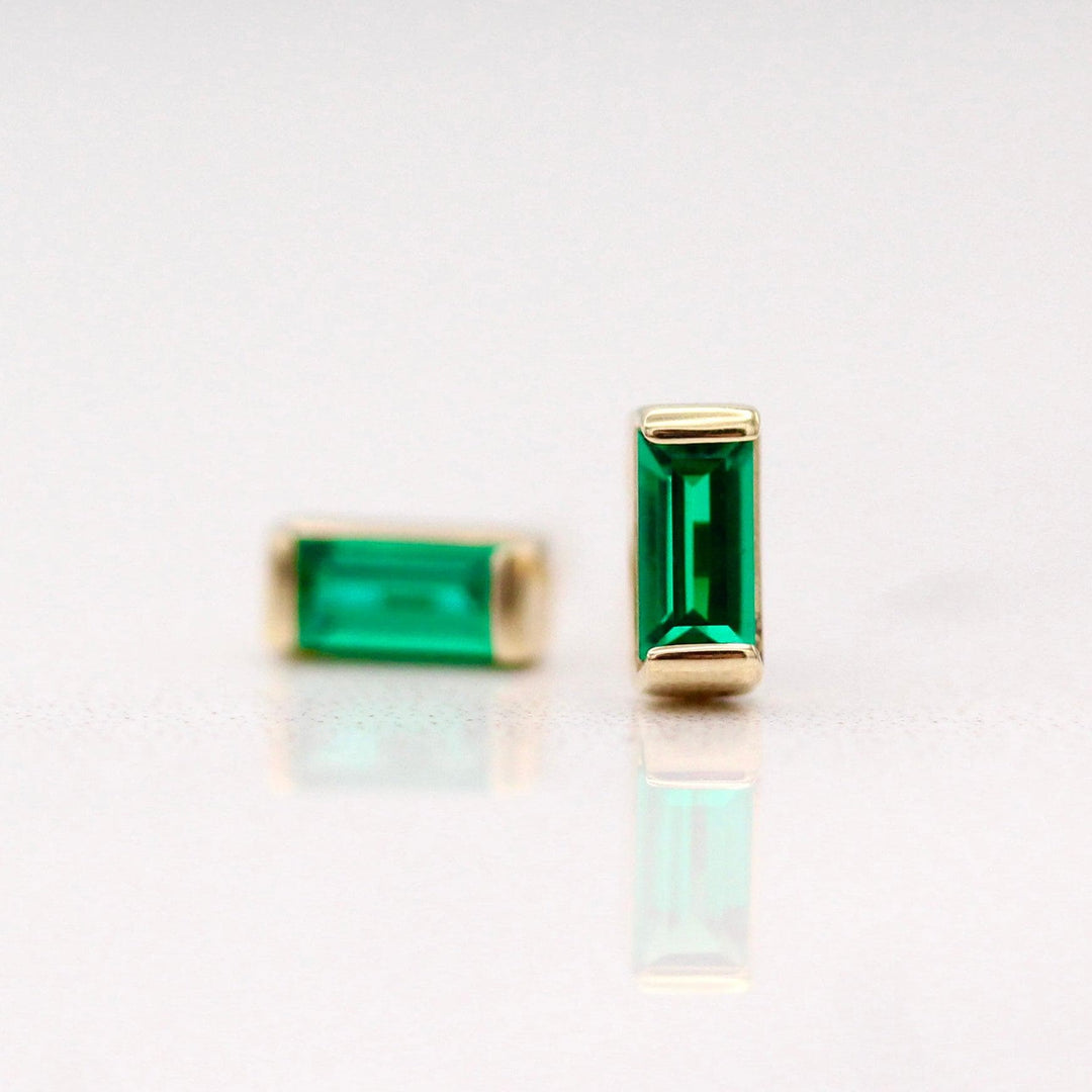 Earrings 14k Yellow Gold The May Baguette Birthstone Earrings with Emerald in Yellow Gold