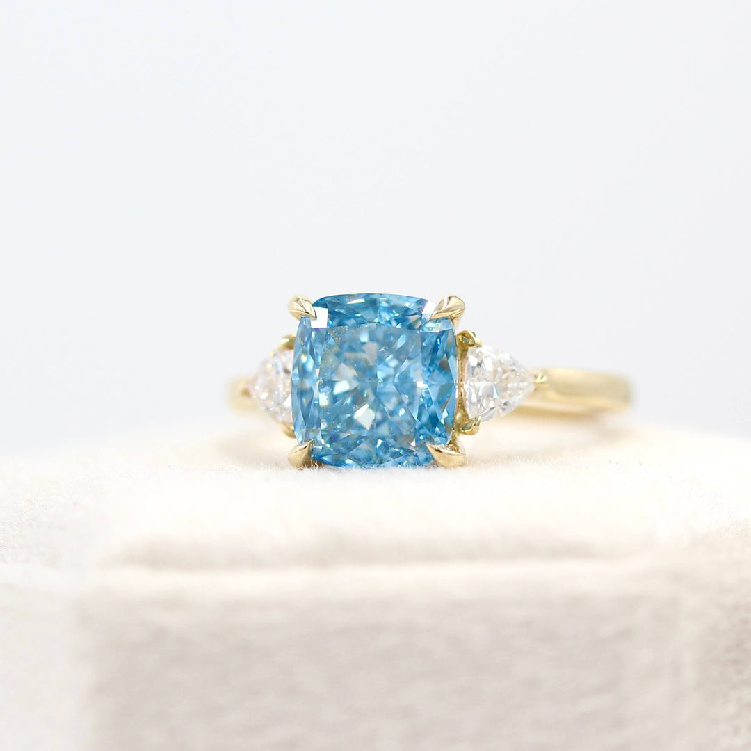 Ready to Ship Ring 14k Yellow Gold The Izzy Ring (Cushion) with 3.12t Blue Lab-Grown Diamond in Yellow Gold